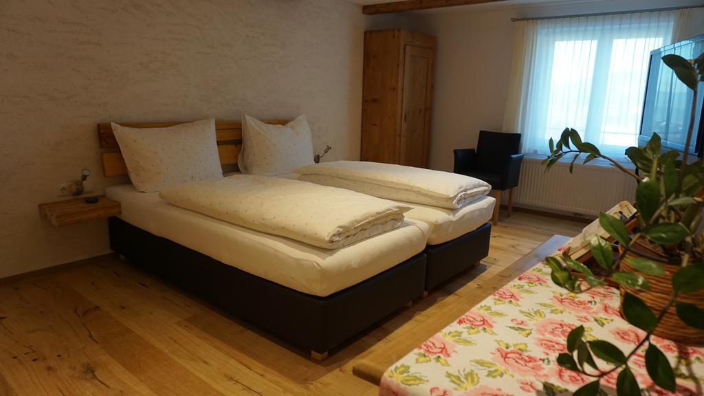 Waldrast Bed & Breakfast Batschuns Exterior foto